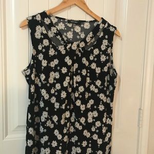 Nine West Sleeveless Top